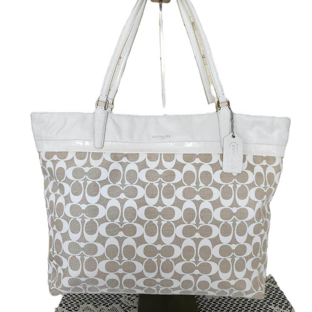 Coach Signature Tan & White Shoulder Bag Tote Purse